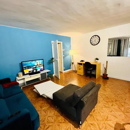 Stylish Unit In The Center Of Senlis * Senlis (Oise)